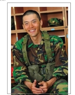 입대 4개월차 현빈 이병 꼬질한 모습 멋있네~