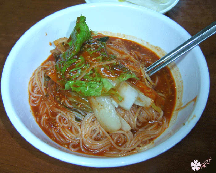 망향비빔국수 이미지