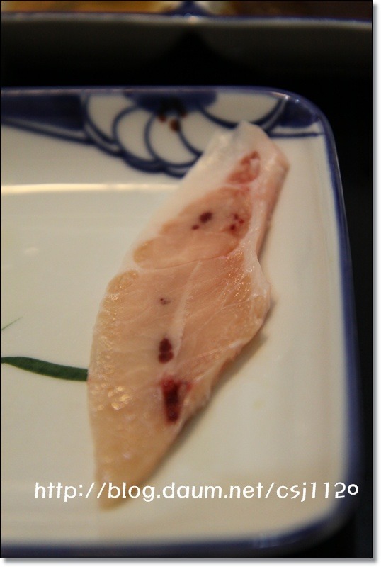 황금참치 이미지