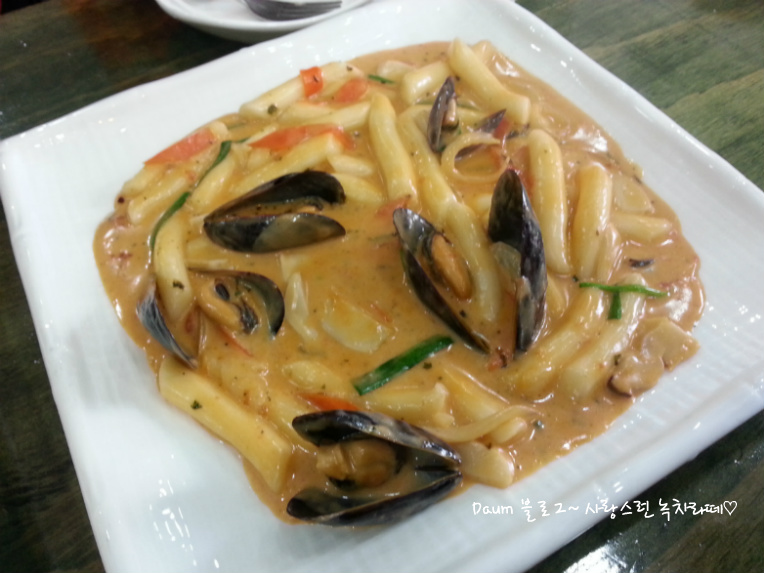 꼬꼬닭떡볶이 이미지