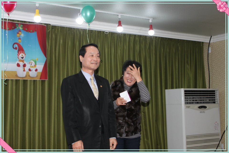 235AFA3754971ADB247809