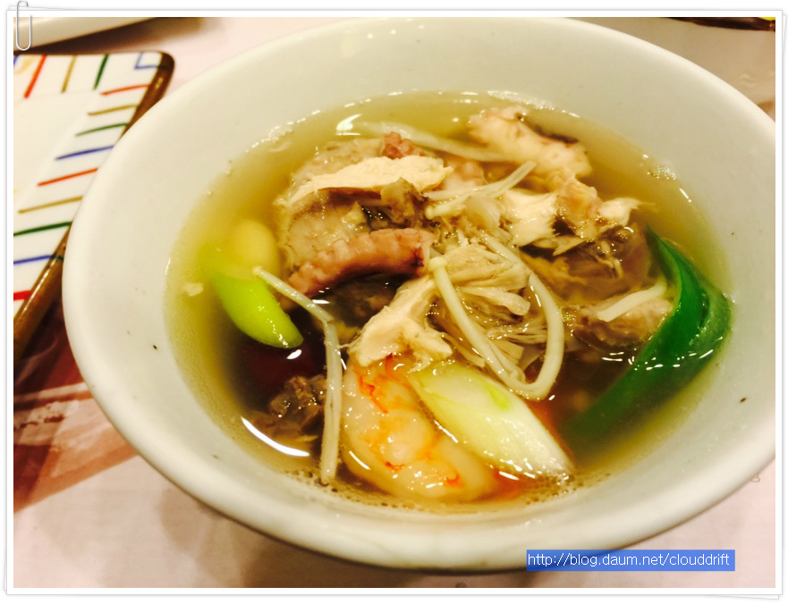 [고국방문 #21] 절친 부부와 함께 한정식 코스 요리를 즐기면서 회포를 풀다. (용지봉 한정식/대구)