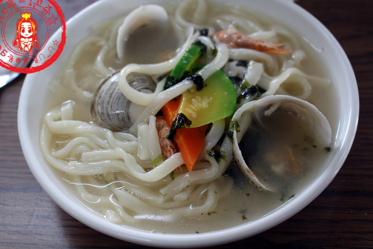 두툼한 해물파전과 칼국수~ ☆보문사 맛집/석모도 맛집_해암식당☆ - 인천 지역 추천맛집 해암식당 후기