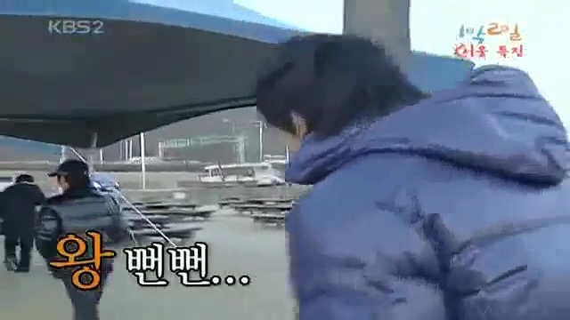 [1박2일] 한강에서 컵라면 먹방 은초딩의 천재적인 라면 뺏어먹기 jpg | 인스티즈