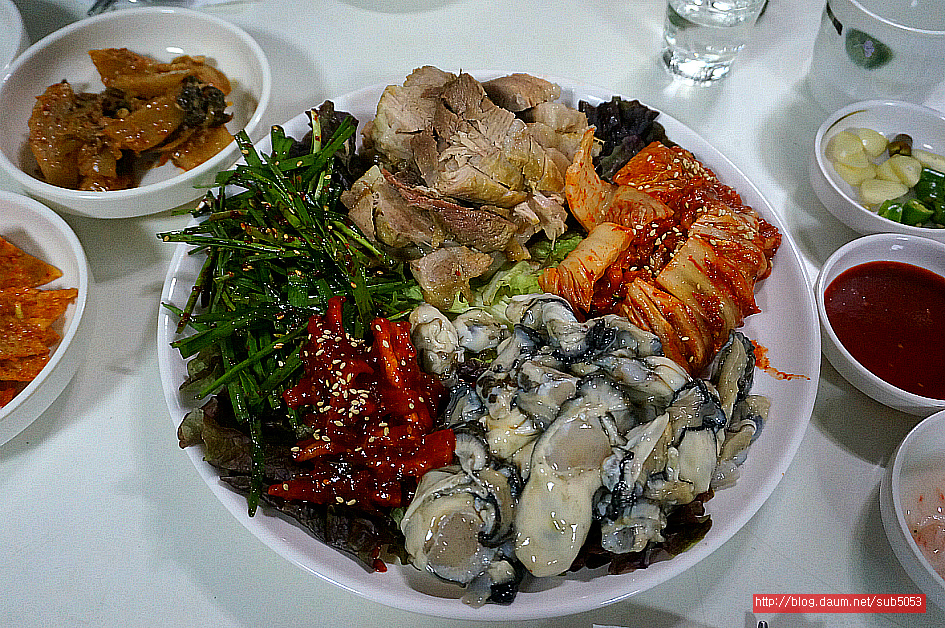 (북창동 맛집) 제철 굴보쌈 맛집 - 북창동 지역 추천맛집 신성식당 후기