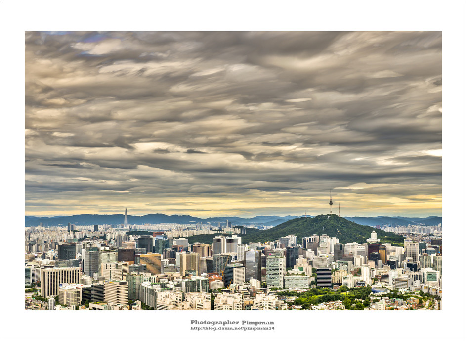 2018-07-06 (서울 종로구  인왕산에서 본흐린날 서울풍경) - 남산, 타임스택, 서울 낮과 밤의 파노라마