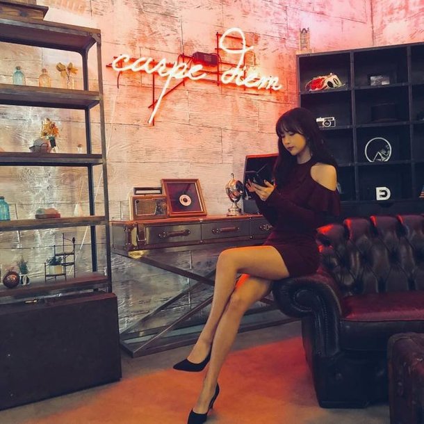 레인보우 조현영