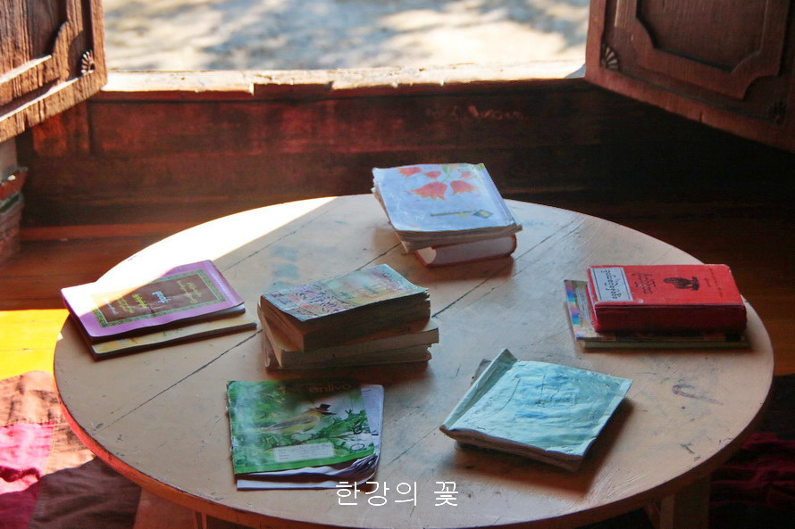 쉐양삐 수도원(Shwe Yan Pyay Monasstery)-1