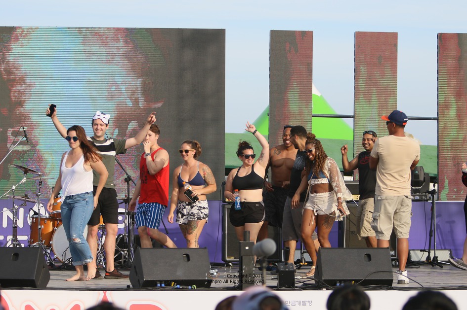 글로벌 캠핑축제 새만금 노마드 페스티벌 - 그 열기 속으로 